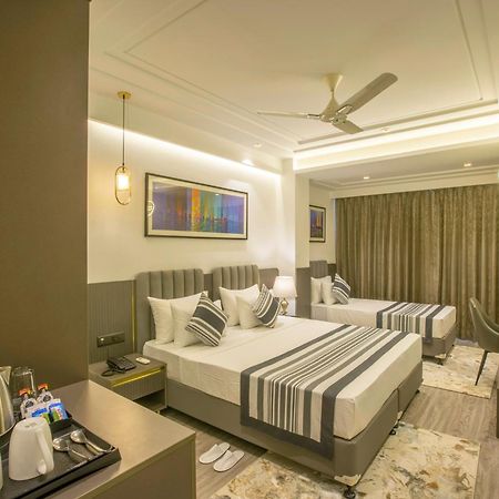 뉴델리 Plazzo Prime Plaza At Delhi Airport B&B 외부 사진